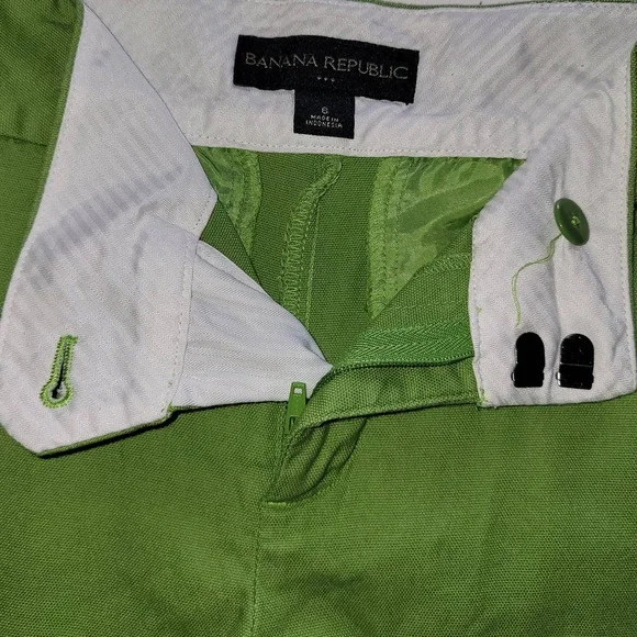 Banana Republic Green Women's Shorts Cargo Shorts Size 6 - Picture 6 of 6